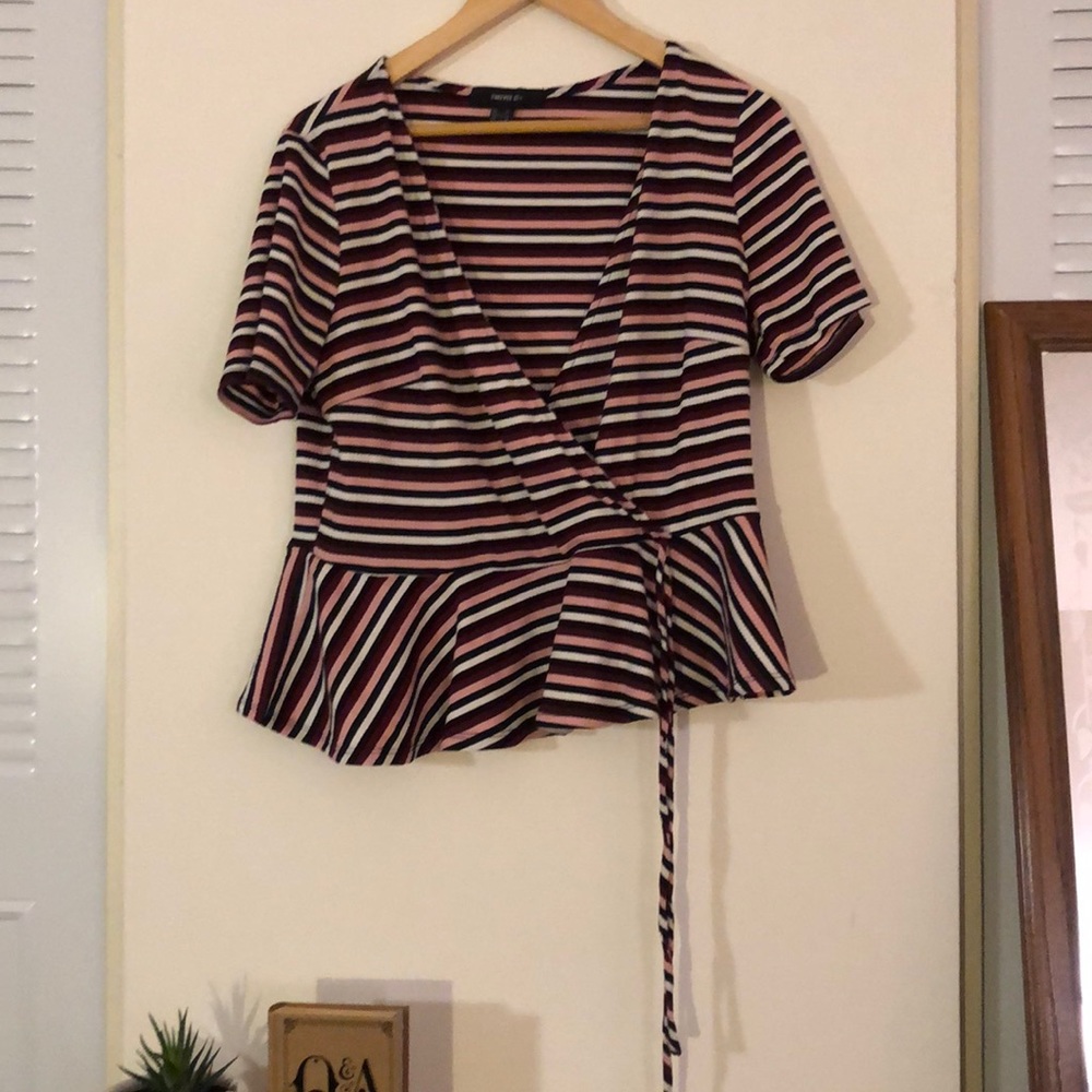 Plus| Forever21 v-neck tied up